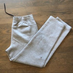 LULULEMON Mens gray sweatpants size Large! EUC!